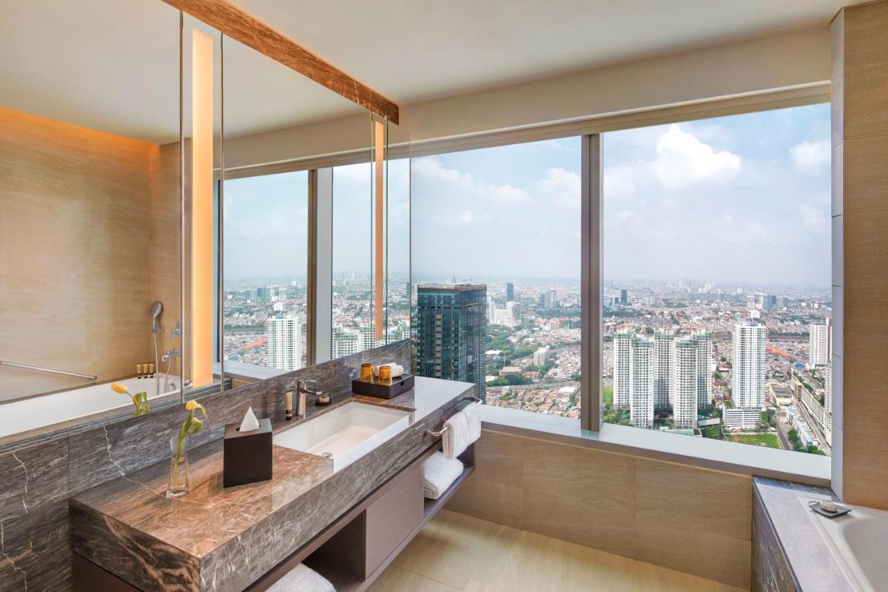 Parkroyal Serviced Suites Jakarta Luaran gambar